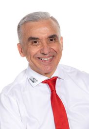 Kattner Dragan Nikolic L7A4079 Portrait frei