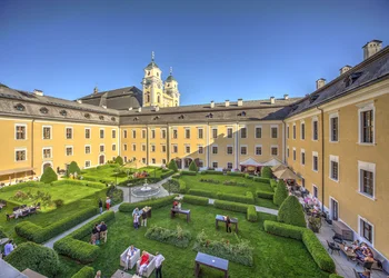 Ostermarkt Schloss Mondsee & Gut Aiderbichl